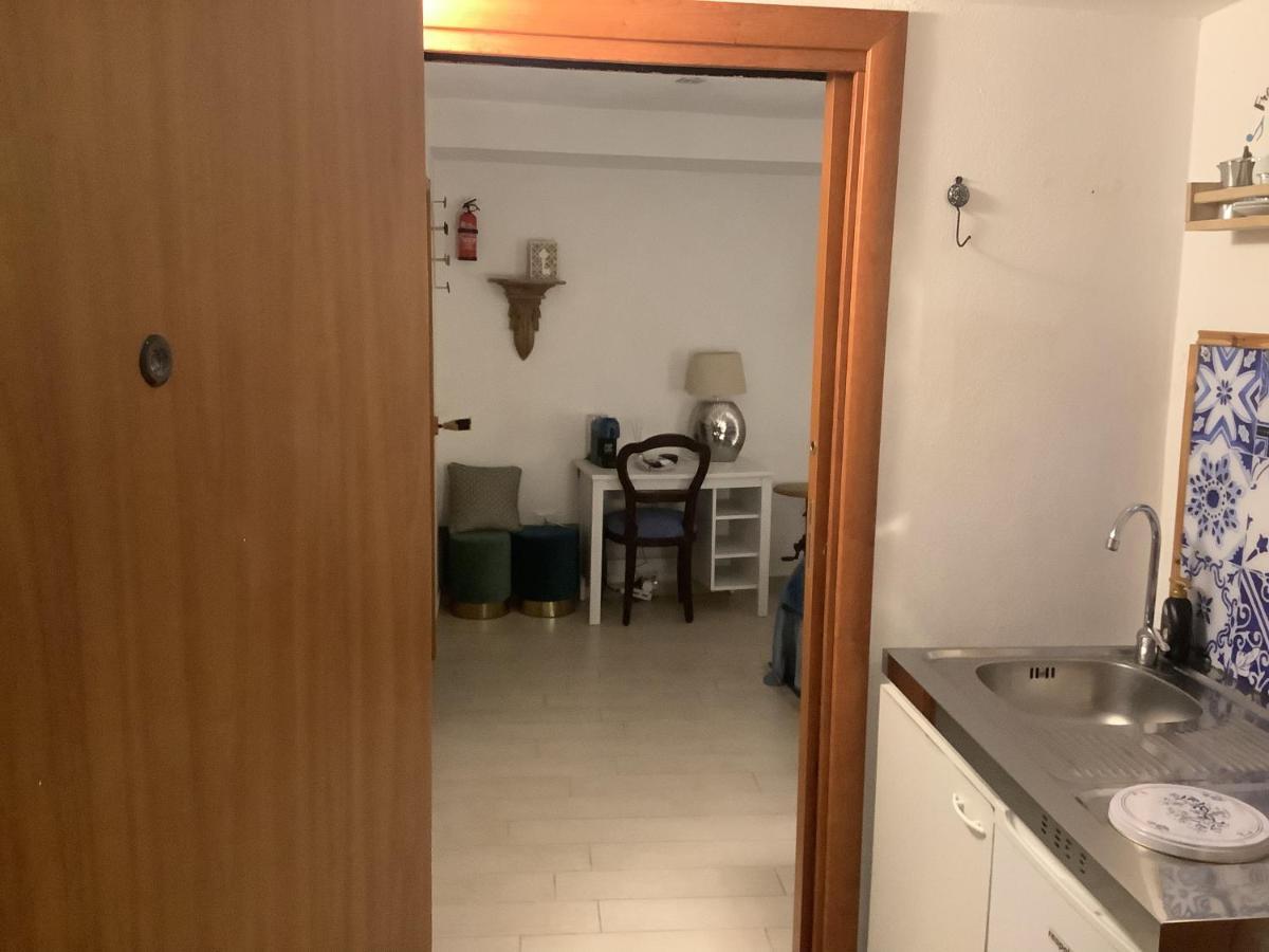 Tinnyhouse Neapol Exteriér fotografie