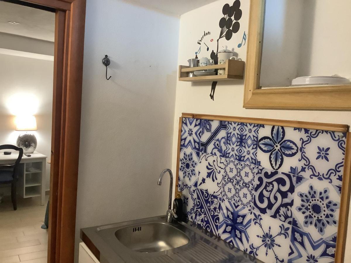 Tinnyhouse Neapol Exteriér fotografie