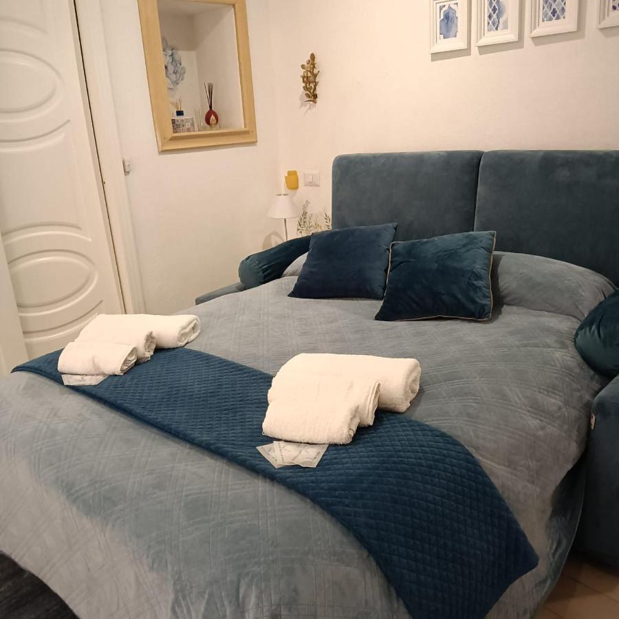 Tinnyhouse Neapol Exteriér fotografie